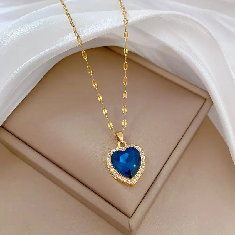 Collar de Corazón Oro Zafiro