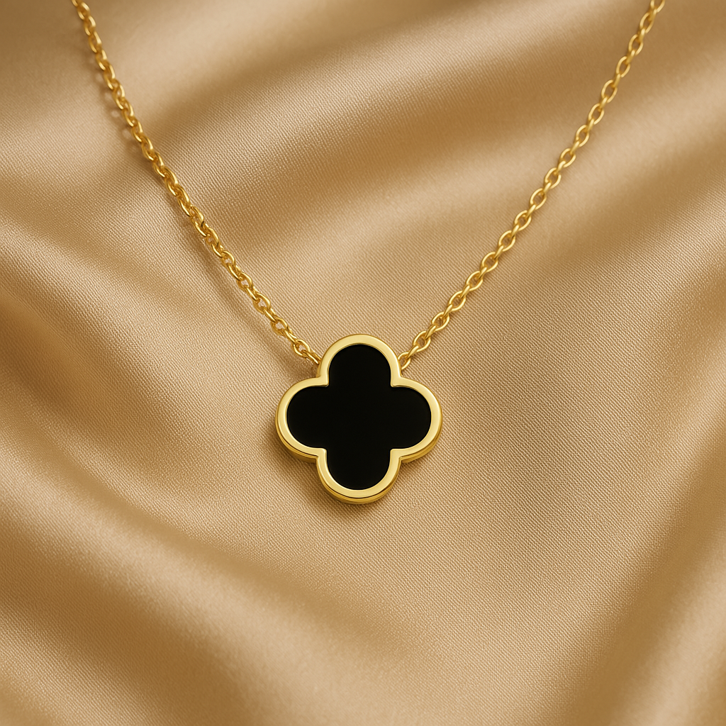 Collar de Trébol Negro