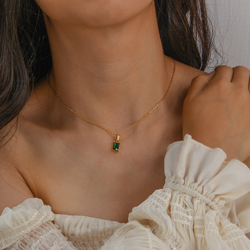 Collar Verde Emi