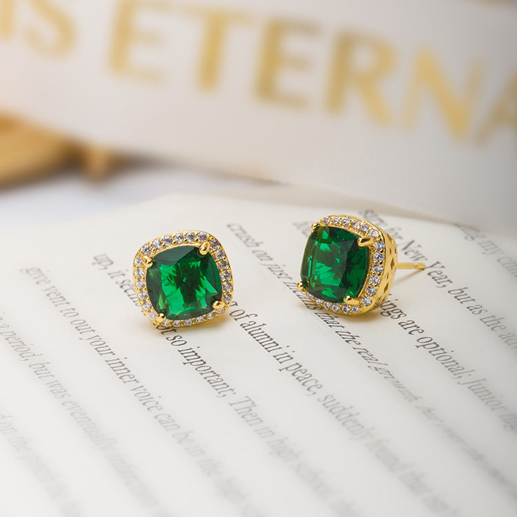 Aretes de Botón Halo Oro Esmeralda