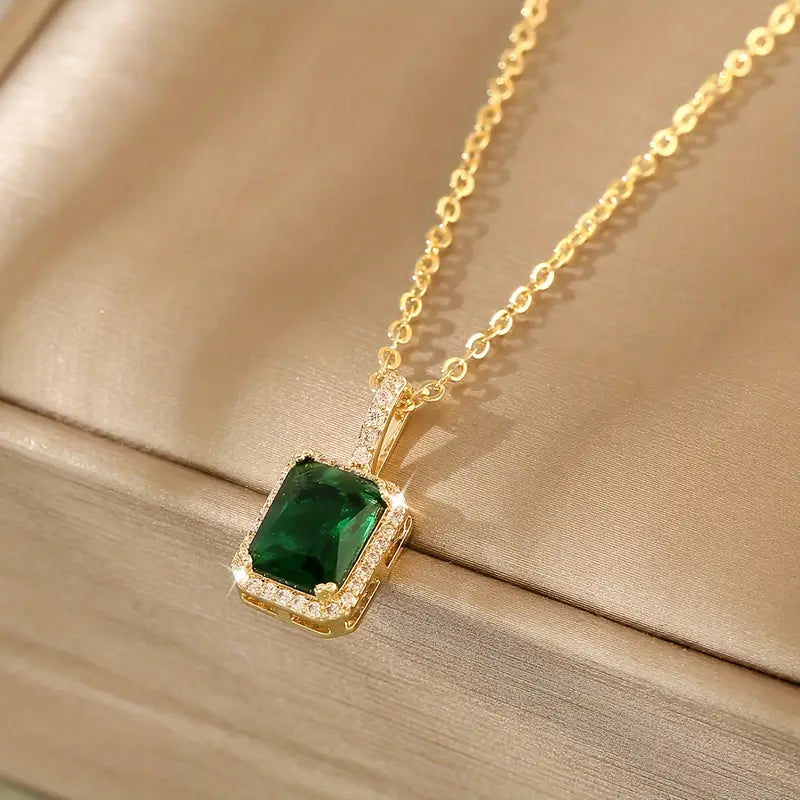 Collar Halo Oro Esmeralda Rectangular