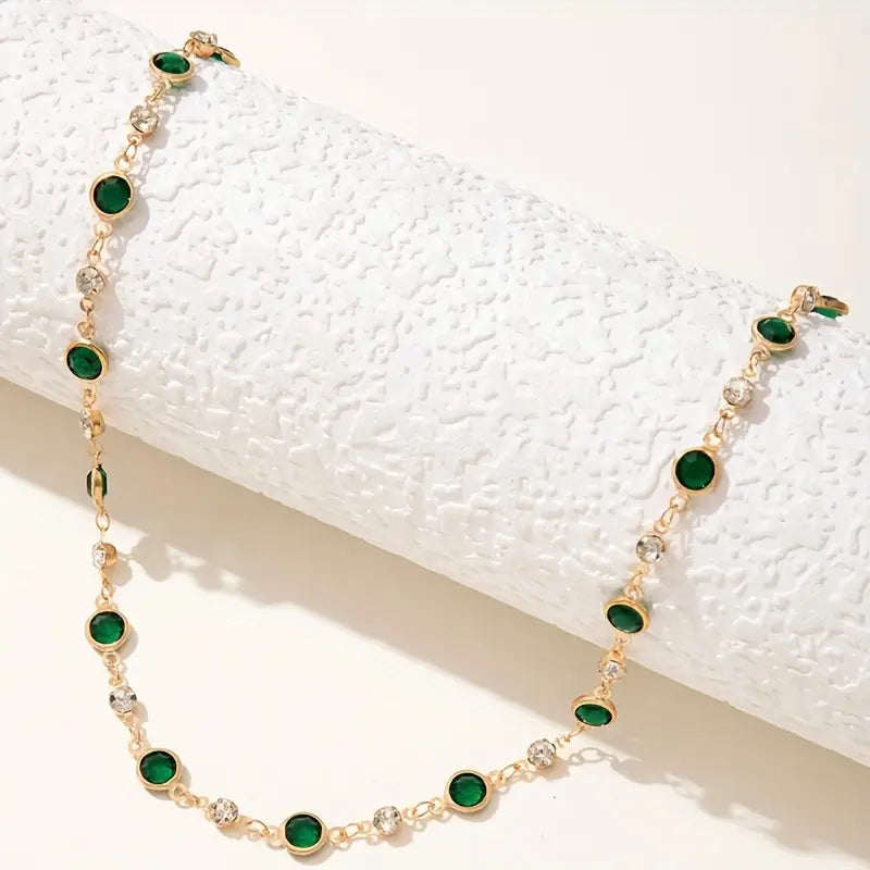 Collar Oro Esmeralda Station