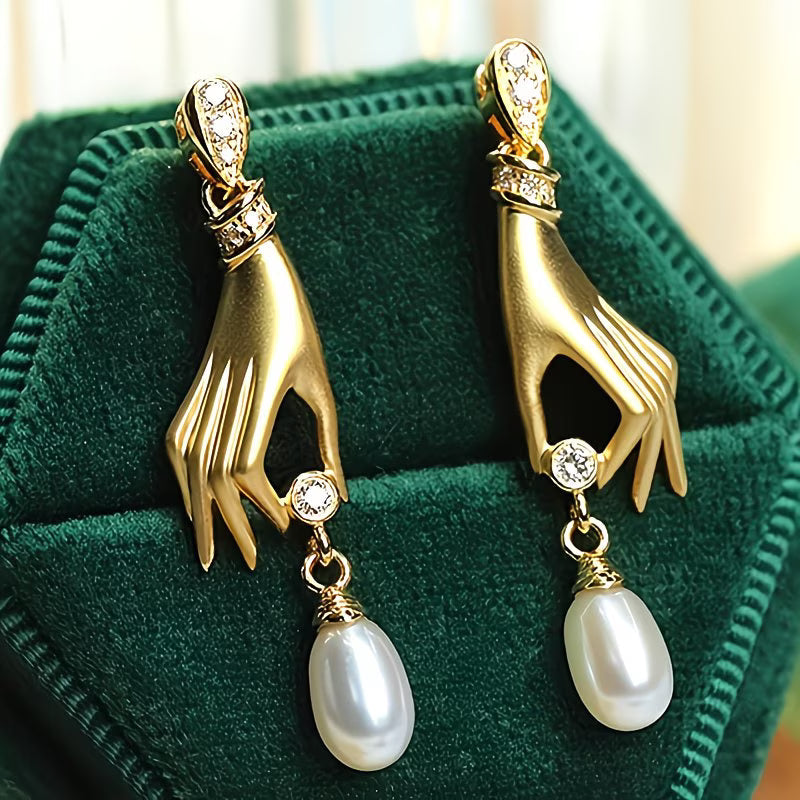 Aretes de Perla Graceful Hand