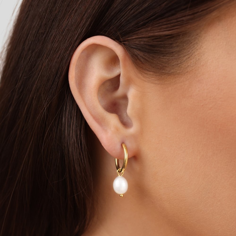 Aretes de Aro Clásicos de Perla