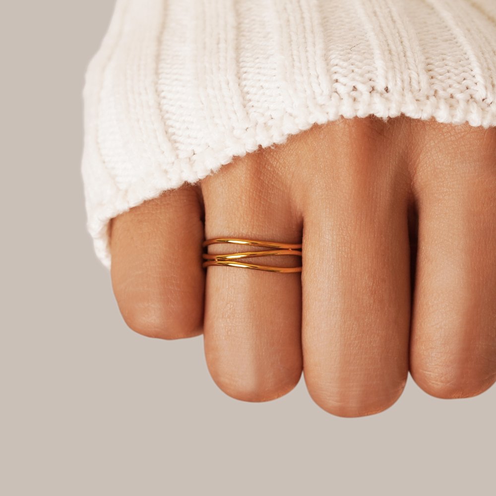 Anillo Minimalista Oro Wrap