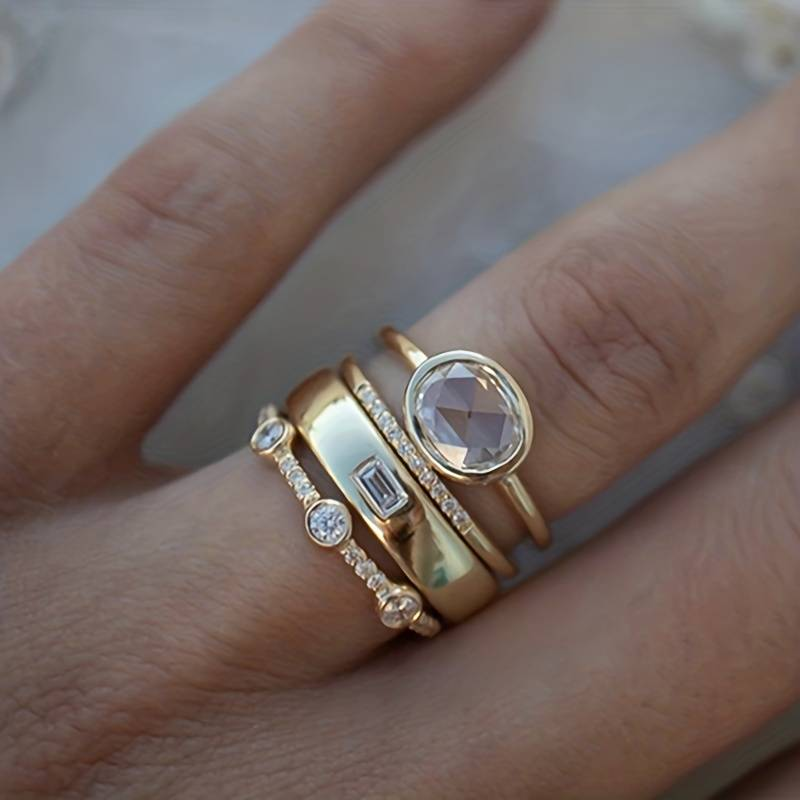 Set de Anillos con Bisel Oro Stacked