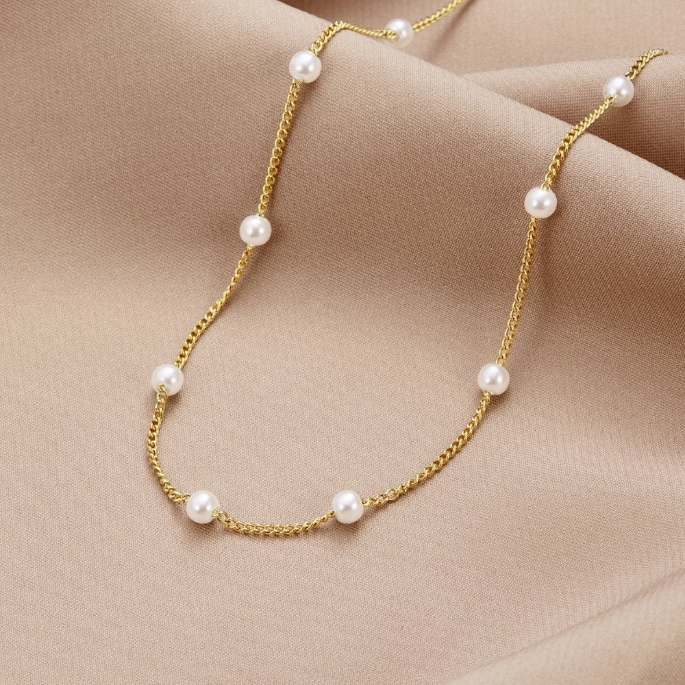 Collar Atemporal de Perla Oro