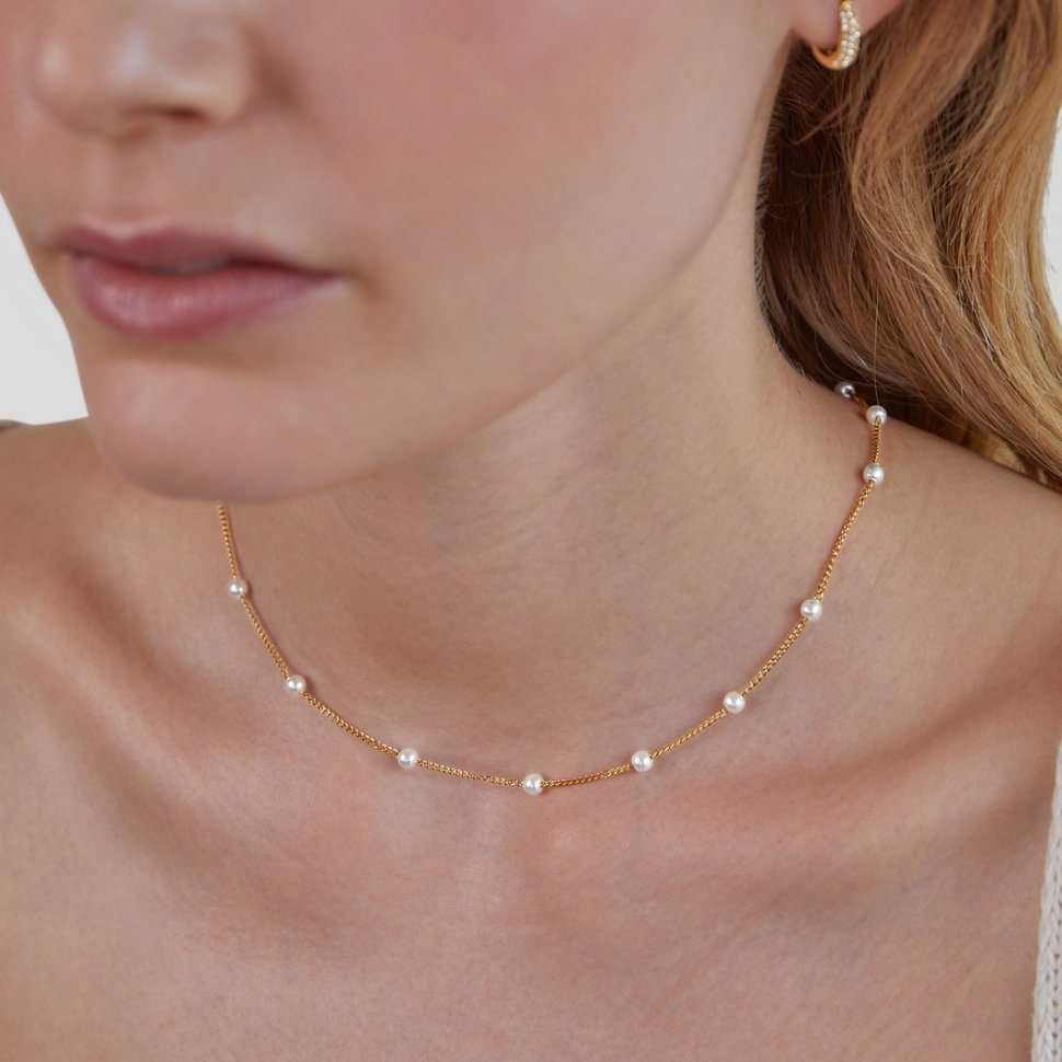Collar Atemporal de Perla Oro