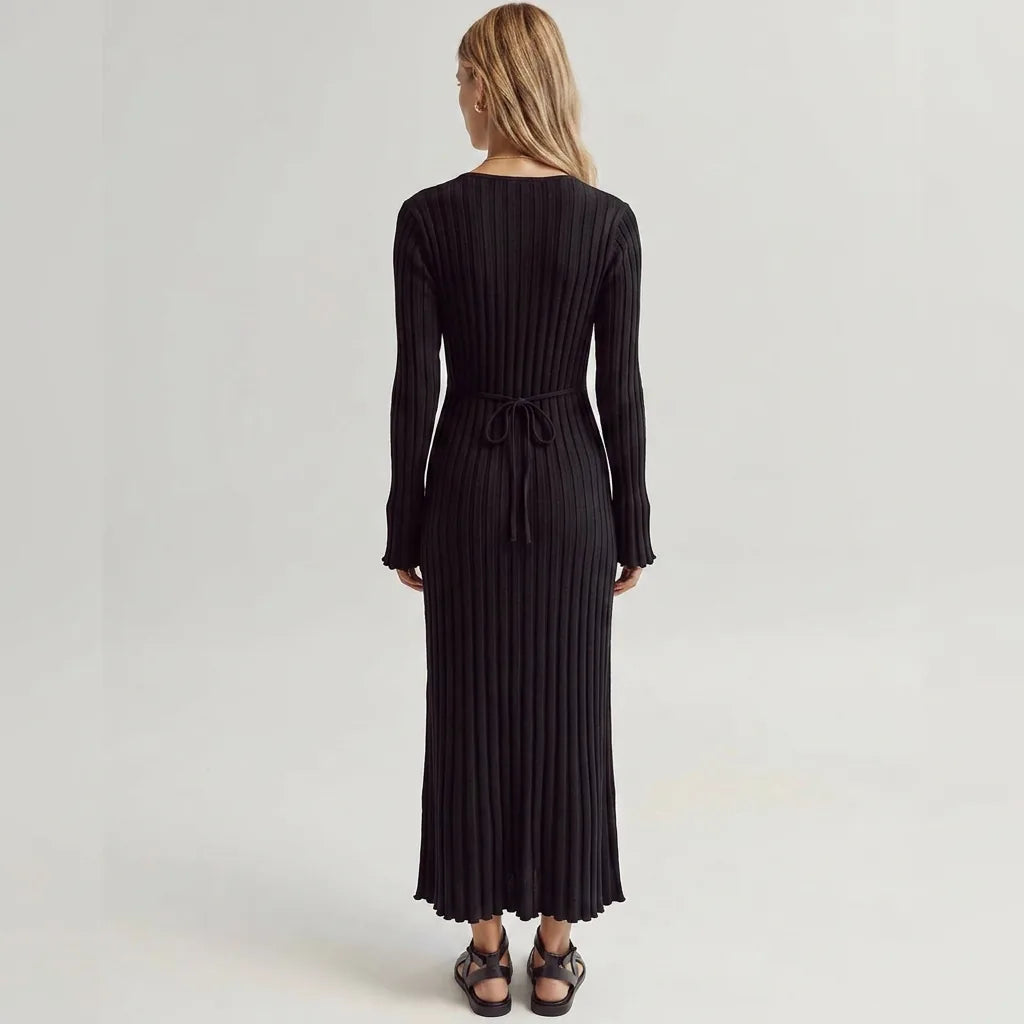 Ribbed Knit V-Neck Long Sleeve Maxi Dress