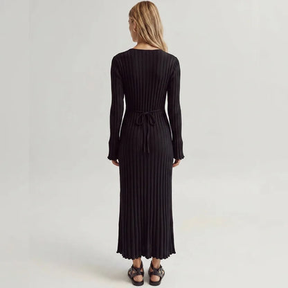 Ribbed Knit V-Neck Long Sleeve Maxi Dress