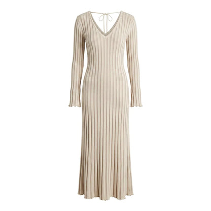 Ribbed Knit V-Neck Long Sleeve Maxi Dress