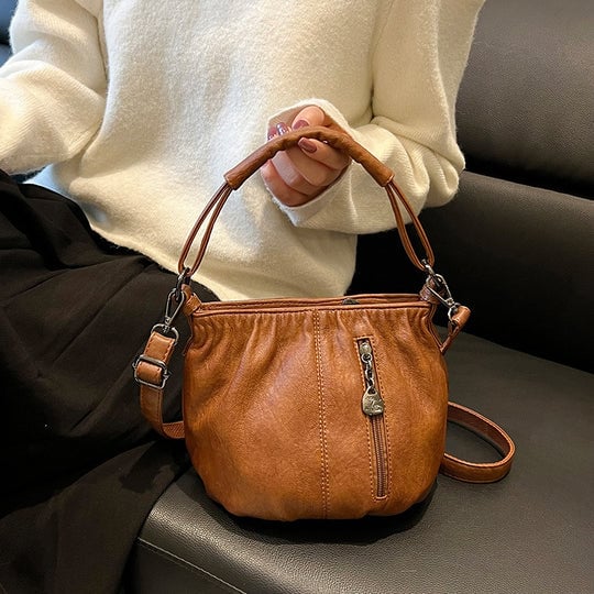 Compact Leather Bag - Gabriele