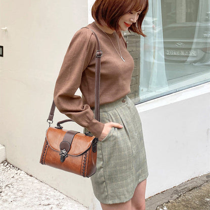 Women's Leather Crossbody Bag - Anne