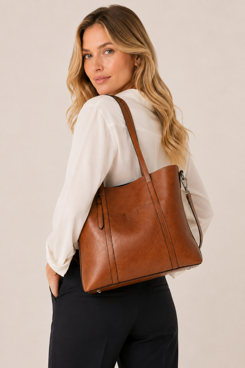 Women's Structured Premium Leather Crossbody Bag – Nápoles