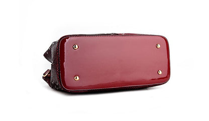 Women's Leather Handbag - Intrecciato